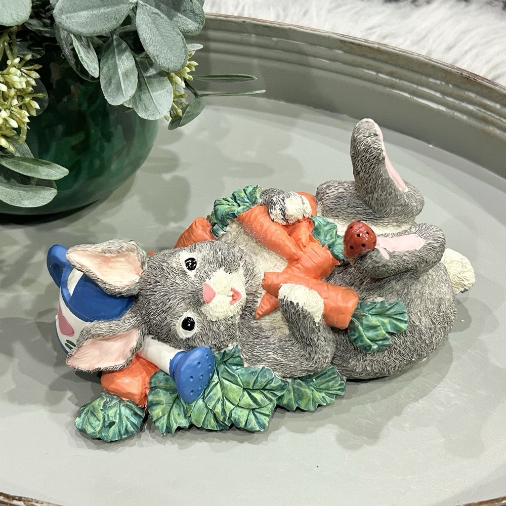 Classic Treasures Musical Country Bunny Shelf Sitter Oh What A Beautiful Morning